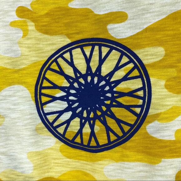 SOULCYCLE Yellow Camo Short Sleeve Graphic Tee - Picture 5 of 7